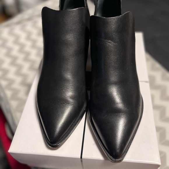 Like New Dolce Vita Black Booties. Worn A Couple of Times, in Perfect Condition. - Picture 1 of 7